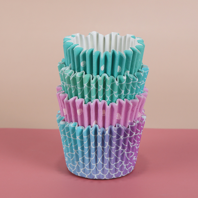 cupcake case for Valentine's day party