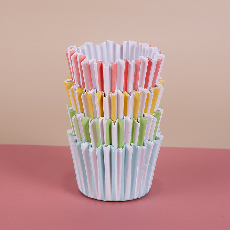 cupcake case for Valentine's day party