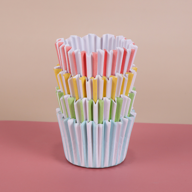 cupcake case for Valentine's day party