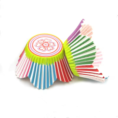 Moldes para cupcakes con forma de flor de colores