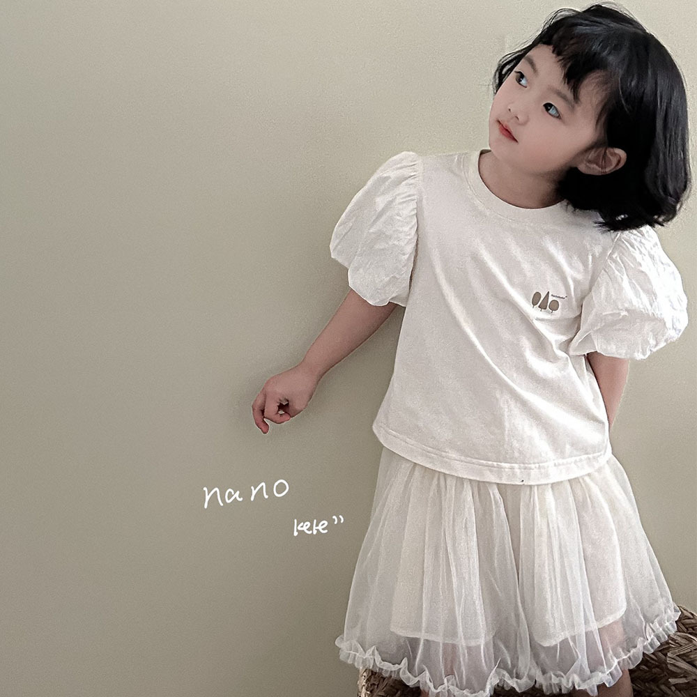 AENEKEKE  Children Adorable Puffsleeve T - Shirt Top for Little Fashion Enthusiasts Baby Casual T-shirt