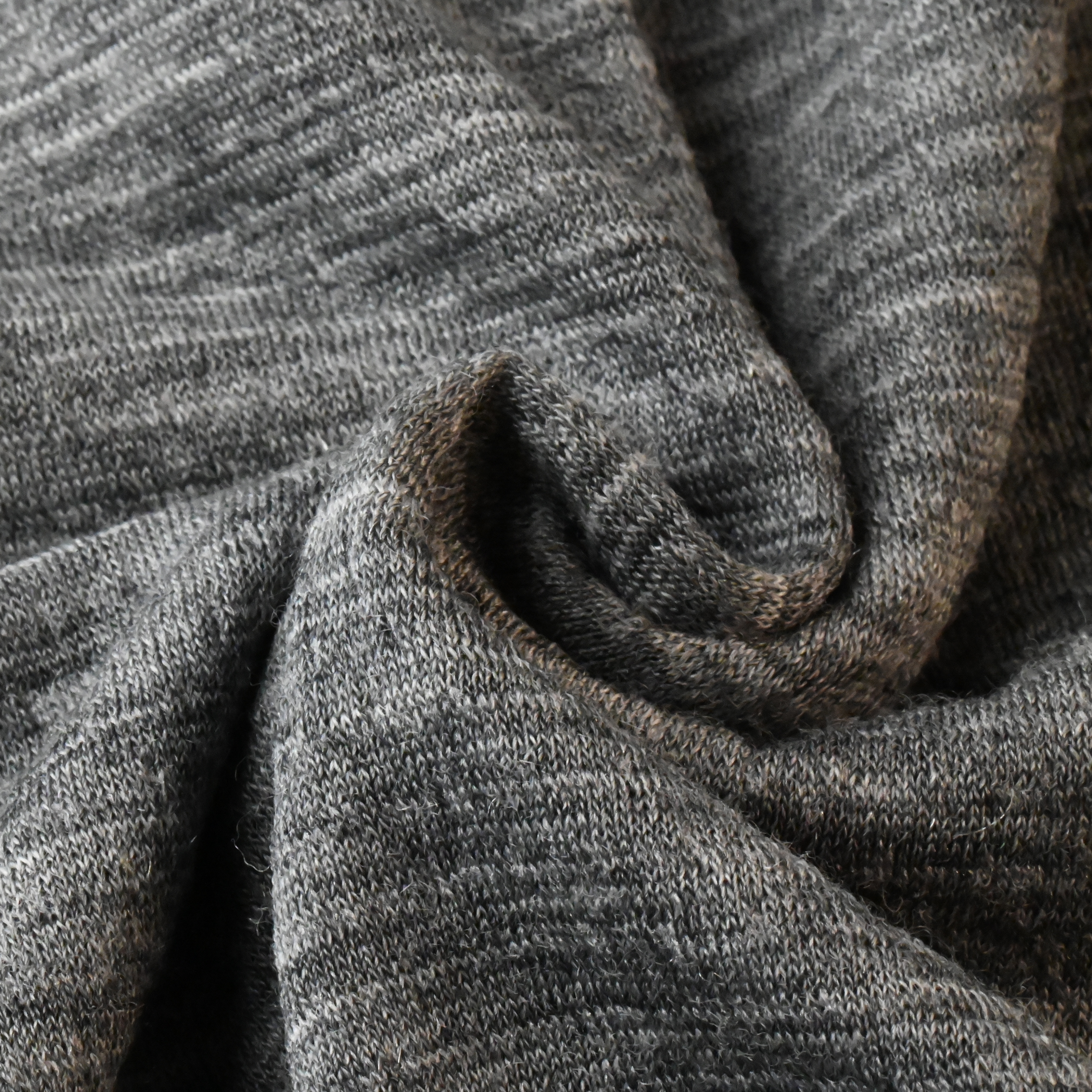 High-Rebound Mesh Knit Fabric | Skin-Friendly & Breathable Athleisure Textile,High-Rebound Mesh Knit Fabric | Skin-Friendly & Breathable Athleisure Textile