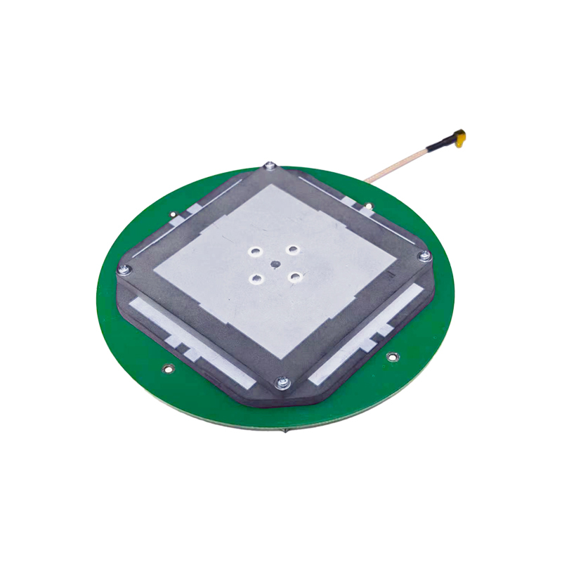 RTK base station Sinan board subject two three SMA differential high-precision antenna four system eight frequency single Beidou BDS
