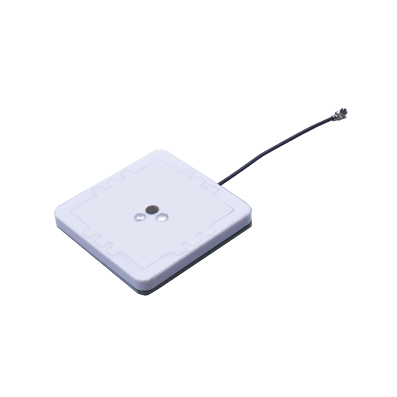 GNSS active antenna RTK differential unmanned aerial vehicle M9n sub meter level direction finding high gain military single Beidou navigation