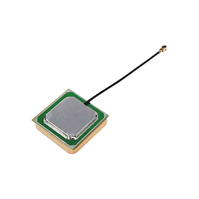 GPS Beidou built-in active antenna 25x25x6.7mm ceramic positioning fast receiving star strong special machine specially equipped