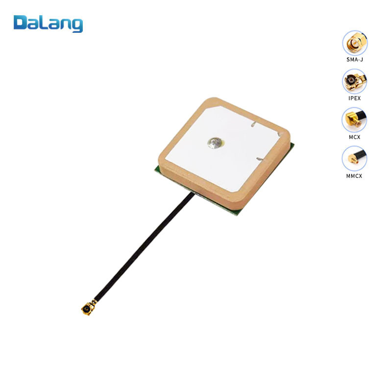 GPS Beidou built-in active antenna 25x25x6.7mm ceramic positioning fast receiving star strong special machine specially equipped