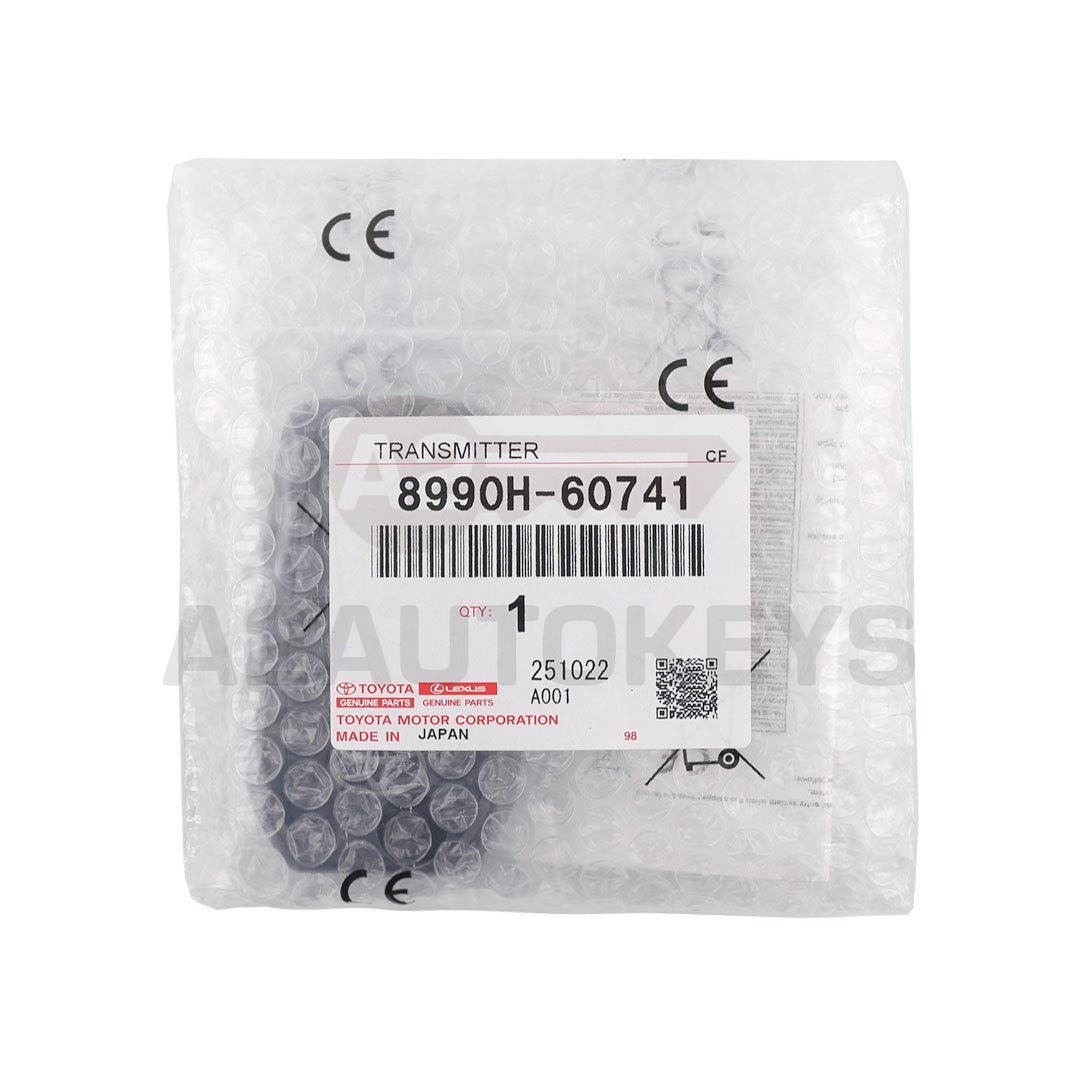 Toyota Land Cruiser Prado 2025 Genuine Smart Remote Key 3 Buttons 433.58/434.42MHz 8990H-60741 / 8990H-60740