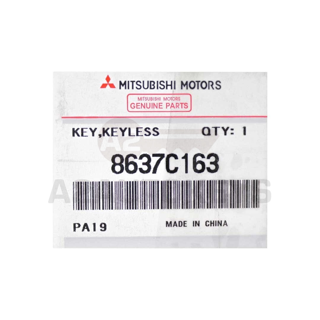 Mitsubishi Pajero 2016 Genuine Smart Remote Key 3 Button 433MHz 8637C163
