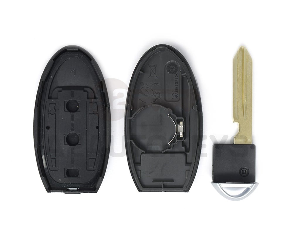 Nissan Smart Remote Key Shell 2+1 Button Left Battery Type