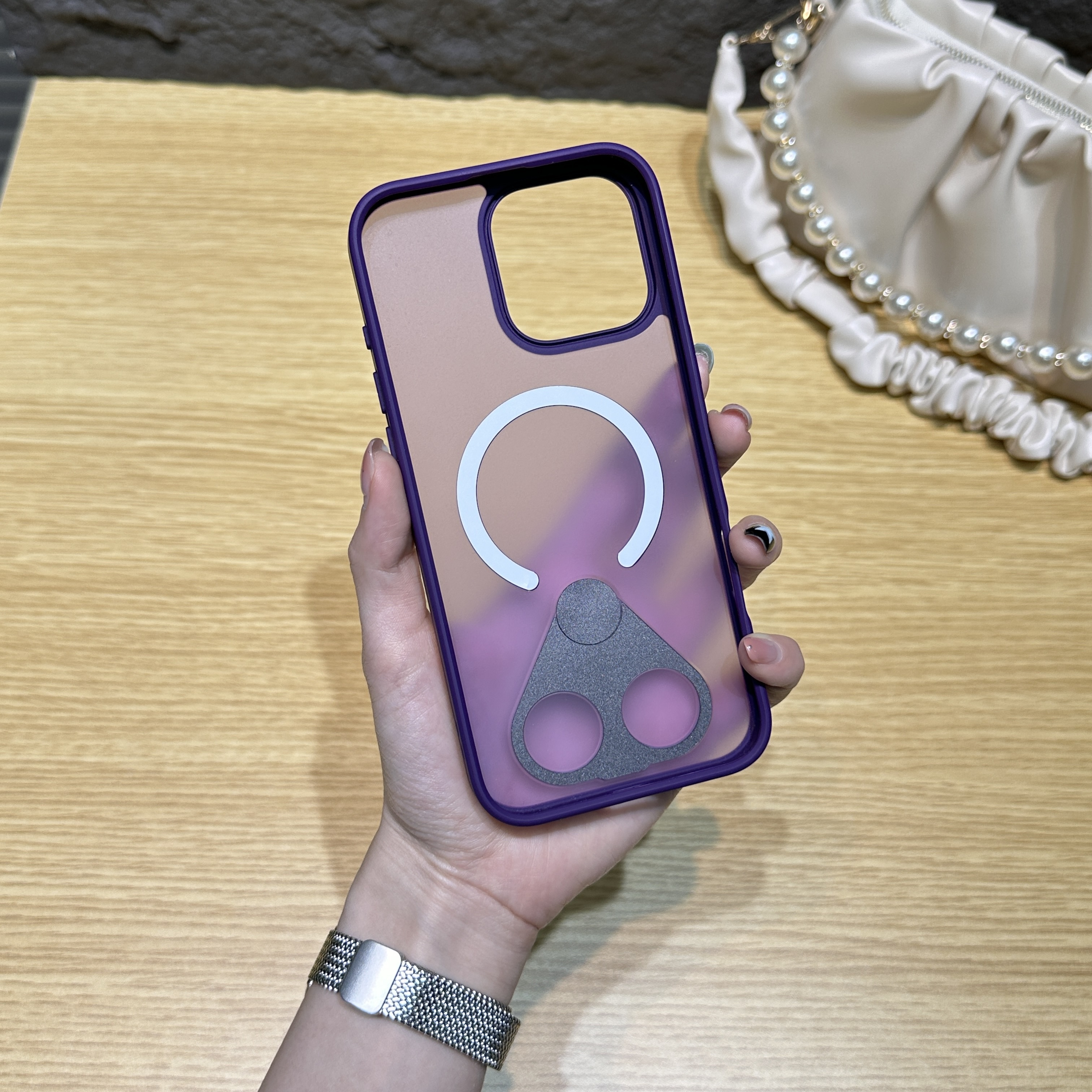 BEISOKY 360 ° Rotating Invisible Finger Ring Bracket Strong Magnetic Attraction Frosted Phone Case for iPhone 12 13 14 15 16 Promax