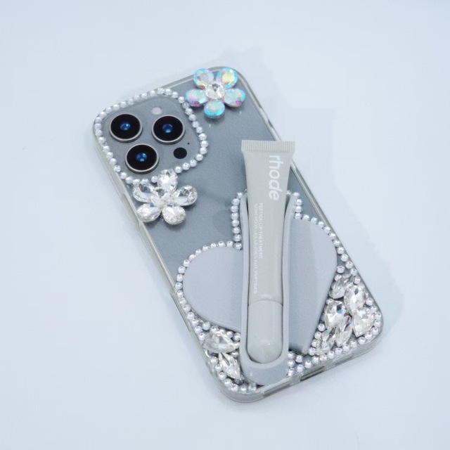 BEISOKY Factory Creative Design Beautiful Heart Shaped Silicone Lipstick Diamond Flower Gemstone Mobile Phone Cover for Iphone 15 16 17