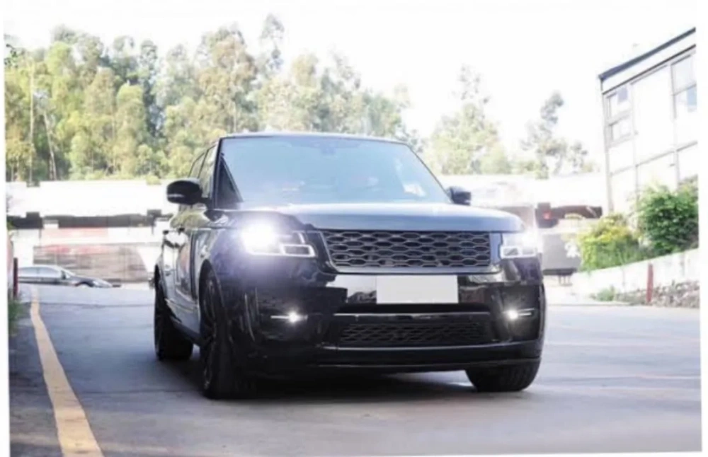 Car Accessories Bodykit Facelift for Range Rover Vogue Upgrade to 2018-2022 Svo Body Kit Front Bumper