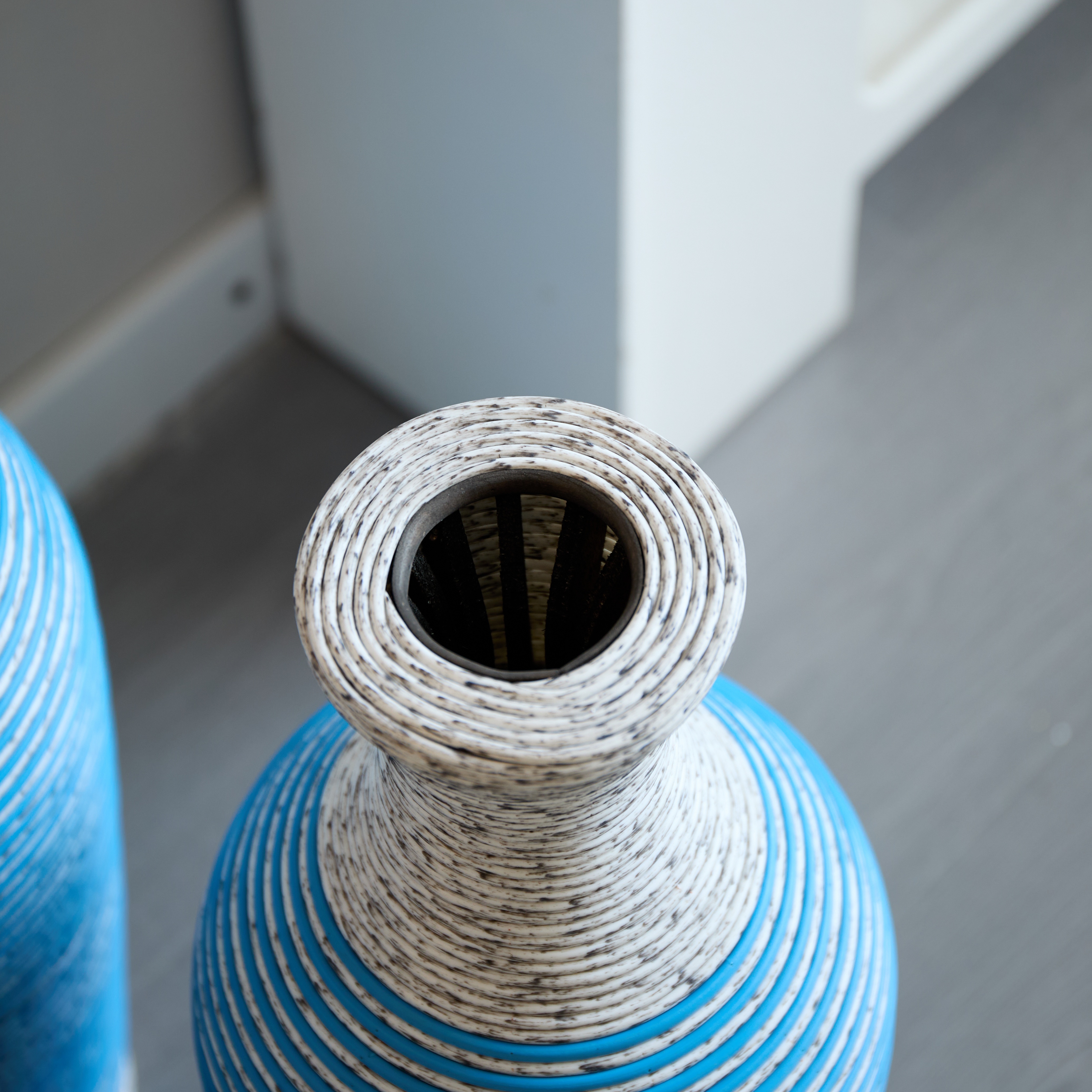 Hand-Woven PVC Rattan Vases, Set of 3 Decorative Floor Vases, Pure Handmade Imitation Rattan Vases for Farmhouse Home Decor