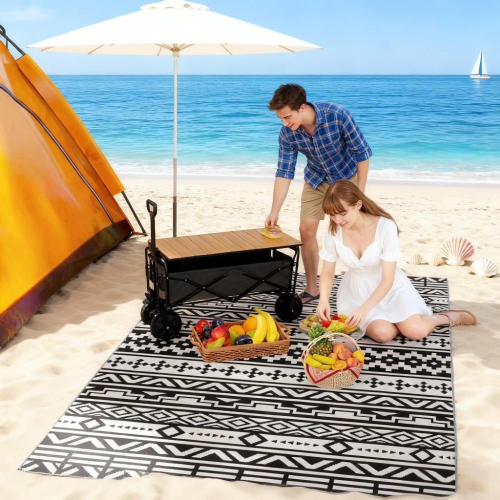 Geometric Style Reversible Outdoor Rug, Waterproof Plastic Straw with Carry Bag