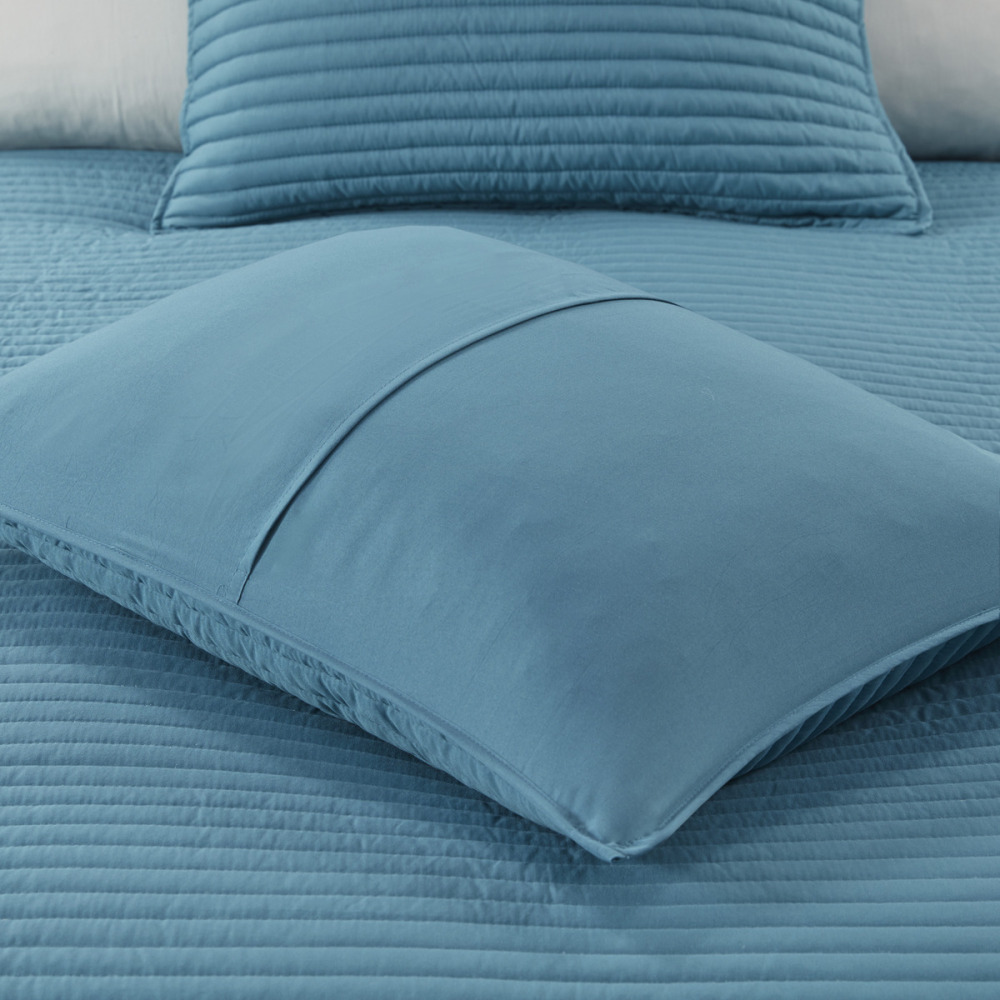 8 Piece Printed Seersucker Comforter and Quilt Set Collection