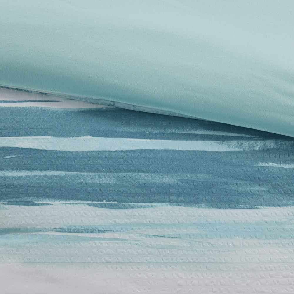 8 Piece Printed Seersucker Comforter and Quilt Set Collection