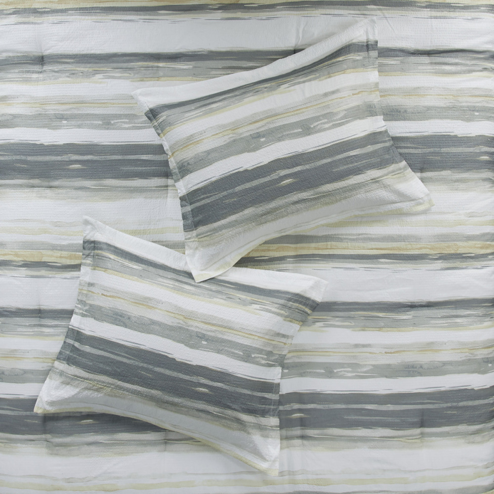 8 Piece Printed Seersucker Comforter and Quilt Set Collection