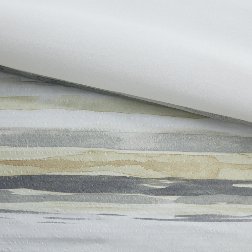 8 Piece Printed Seersucker Comforter and Quilt Set Collection