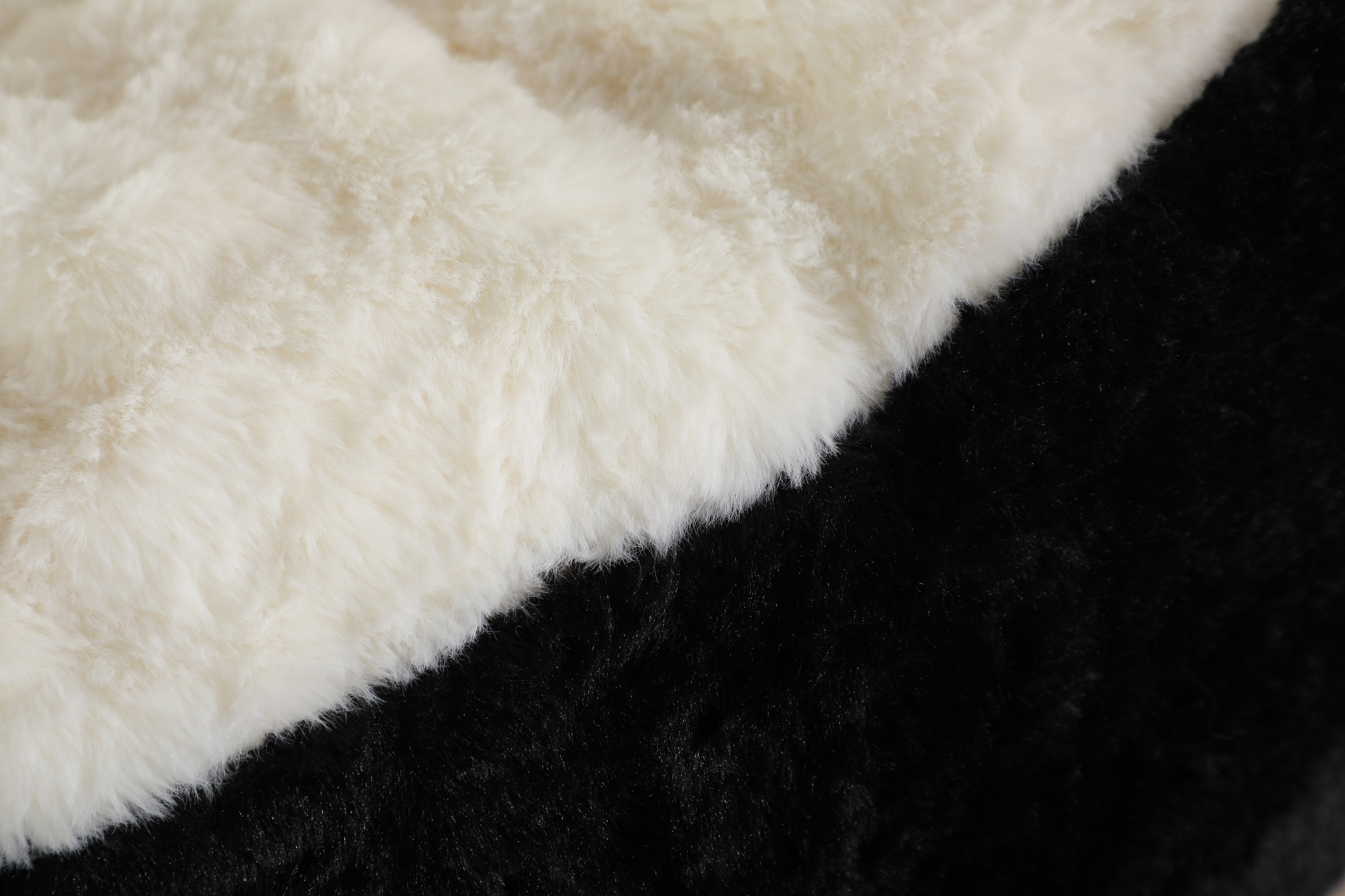 Oversized Bean Bag Chairs,Multicolor Faux Fur Couch Filled with Shredded Sponge,Large Lounger Sofa For Living Room,No Assembly Required , Black+White+Grey