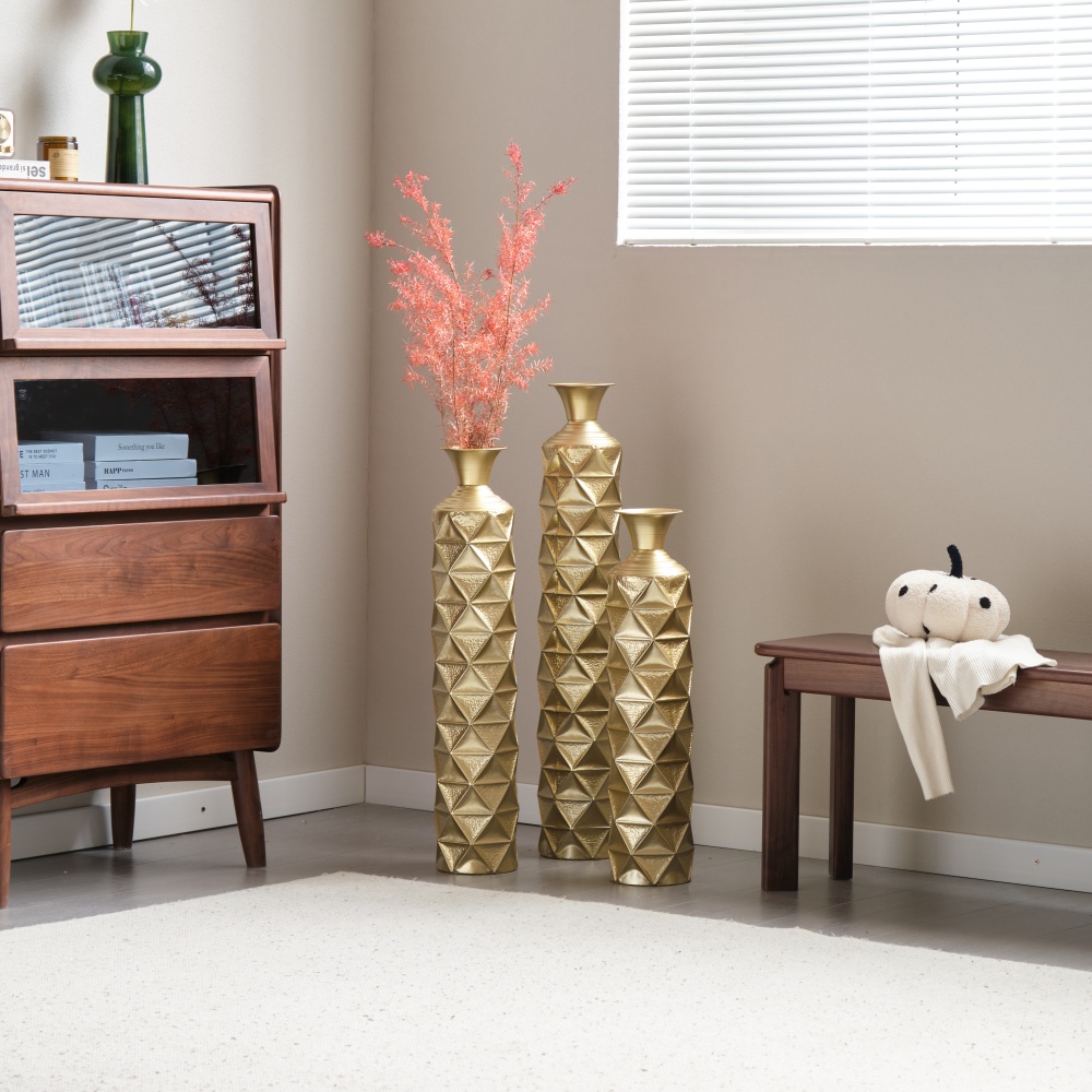Semi-Handmade Metal Floor Vase Set of 3, Gold-Plated Geometric Diamond Pattern Vases, 33.5/29.5/25.2 Inch Large Decorative Vases for Living Room, Entryway, Office Decor (4.72in Top, 5.91in Base)聽