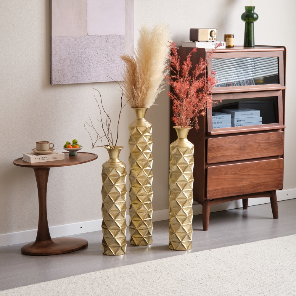 Semi-Handmade Metal Floor Vase Set of 3, Gold-Plated Geometric Diamond Pattern Vases, 33.5/29.5/25.2 Inch Large Decorative Vases for Living Room, Entryway, Office Decor (4.72in Top, 5.91in Base)聽