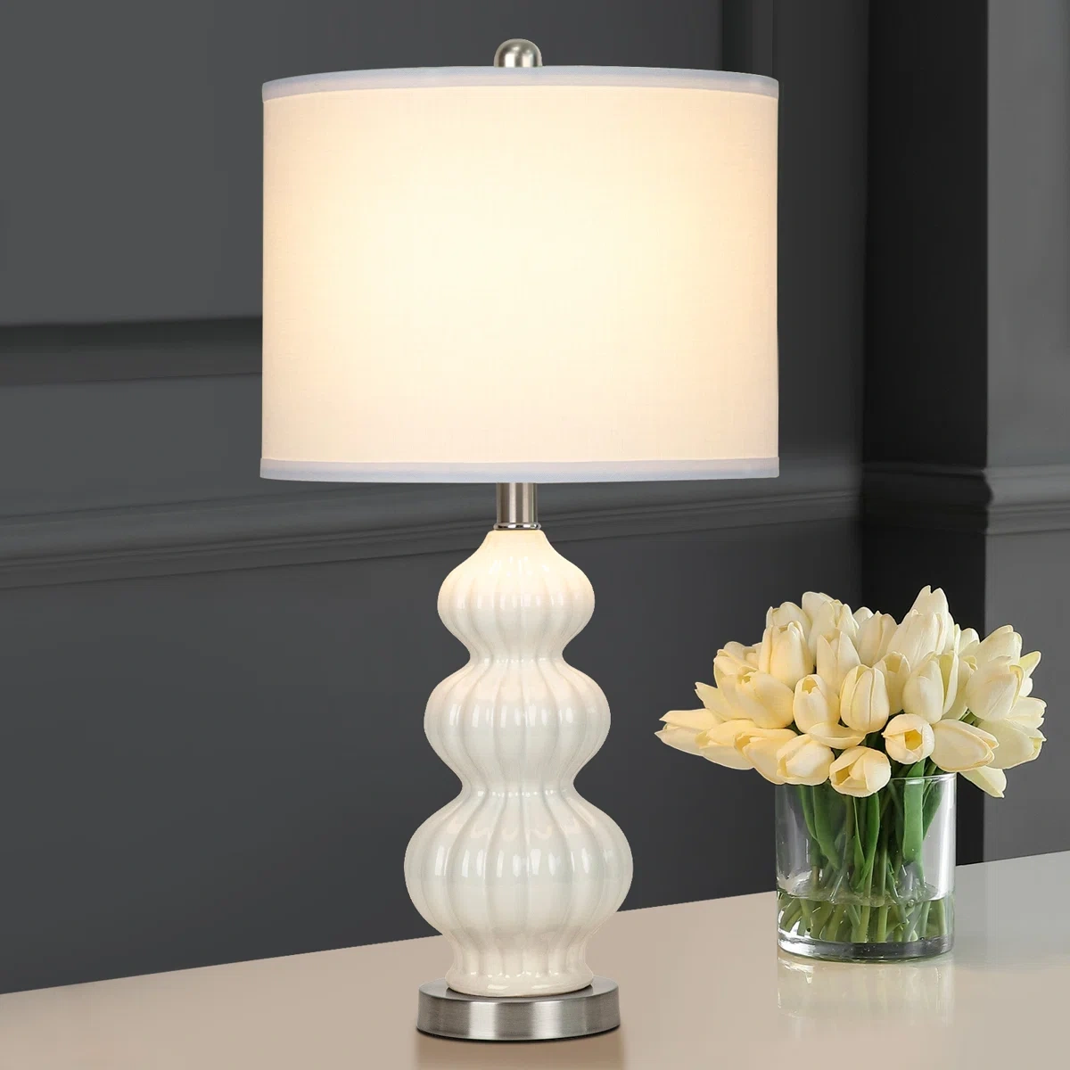 Gourd-shaped ceramic table lamp