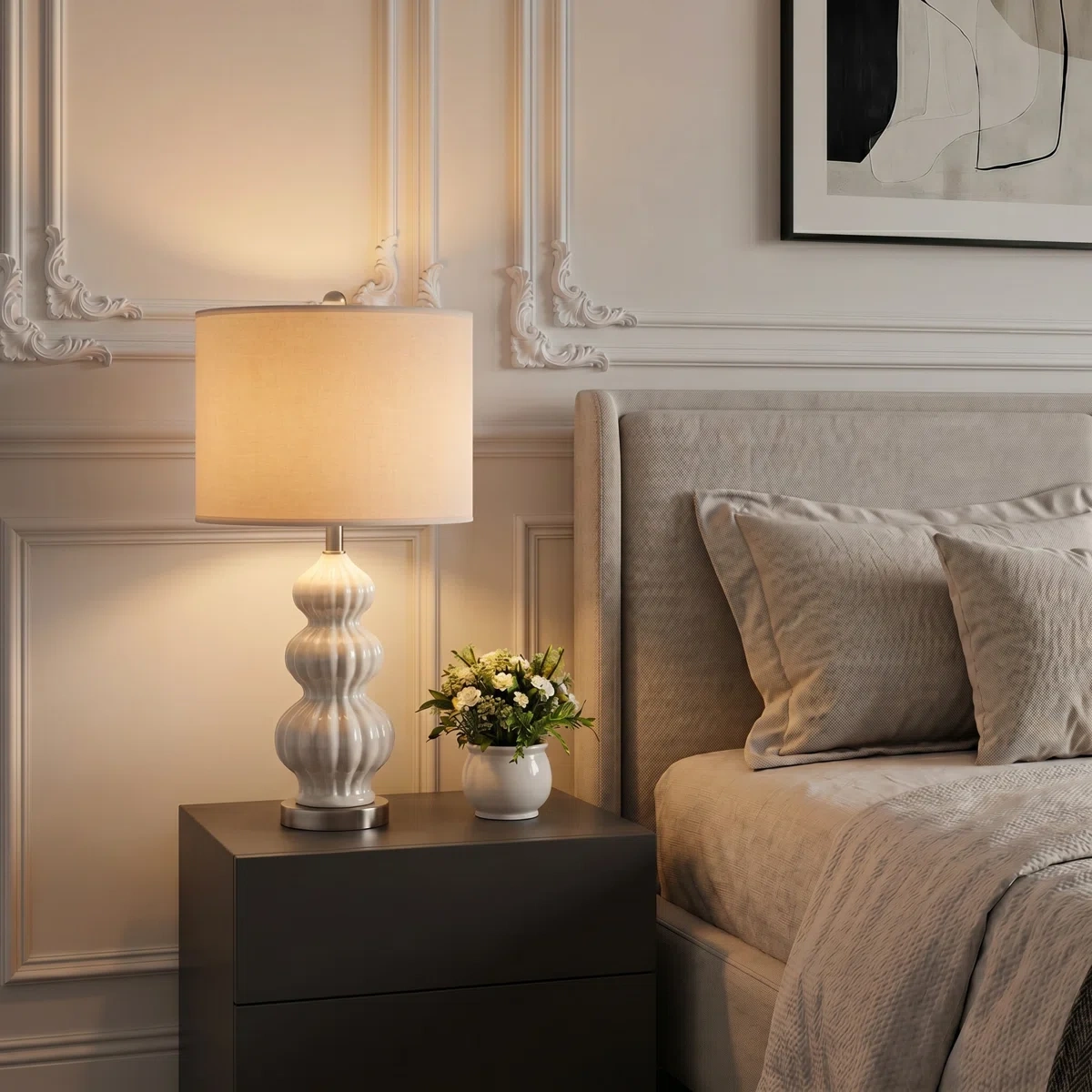 Gourd-shaped ceramic table lamp
