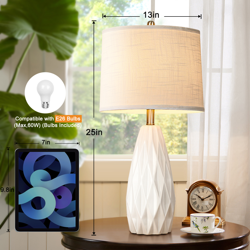 Diamond pattern ceramic table lamp