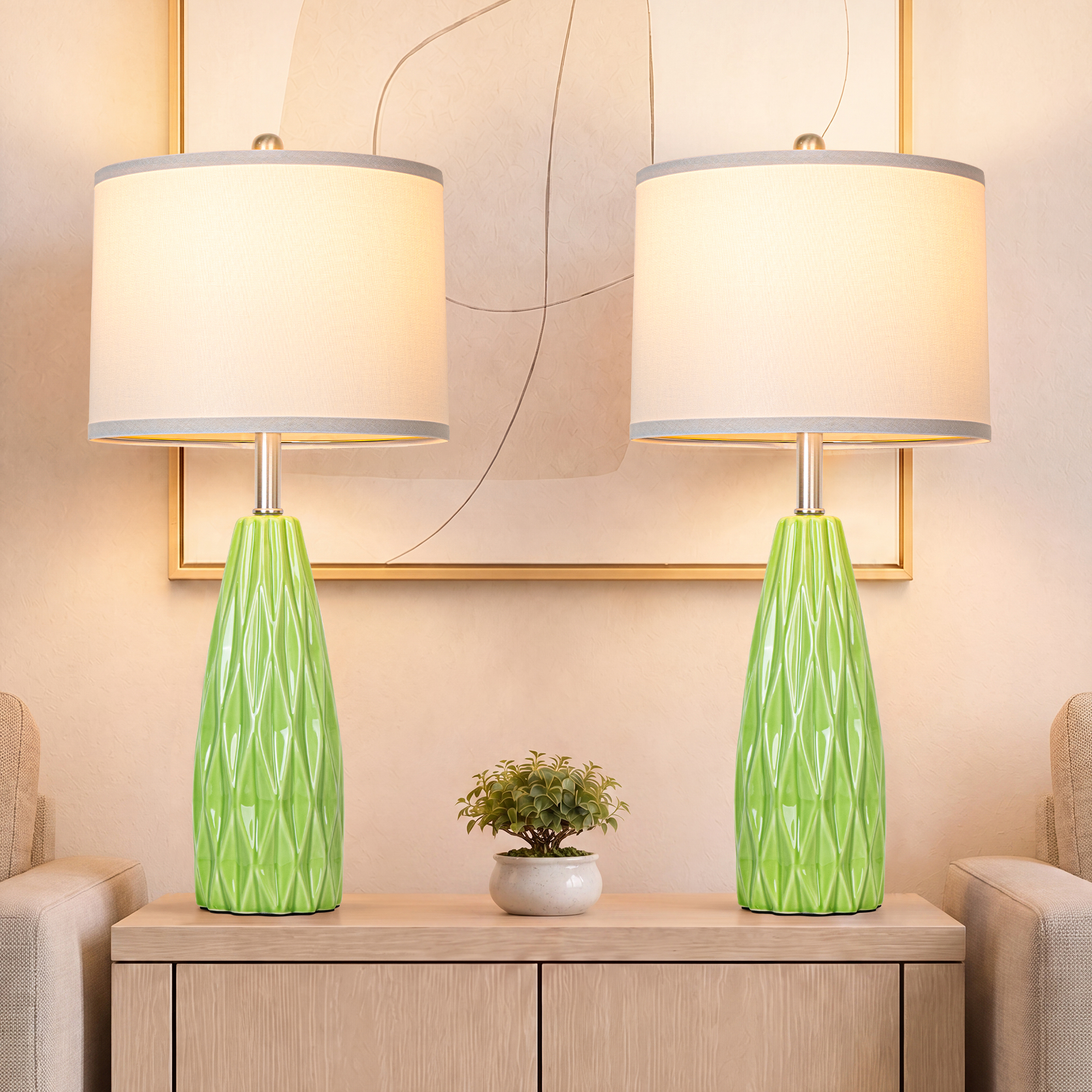 Diamond pattern ceramic table lamp