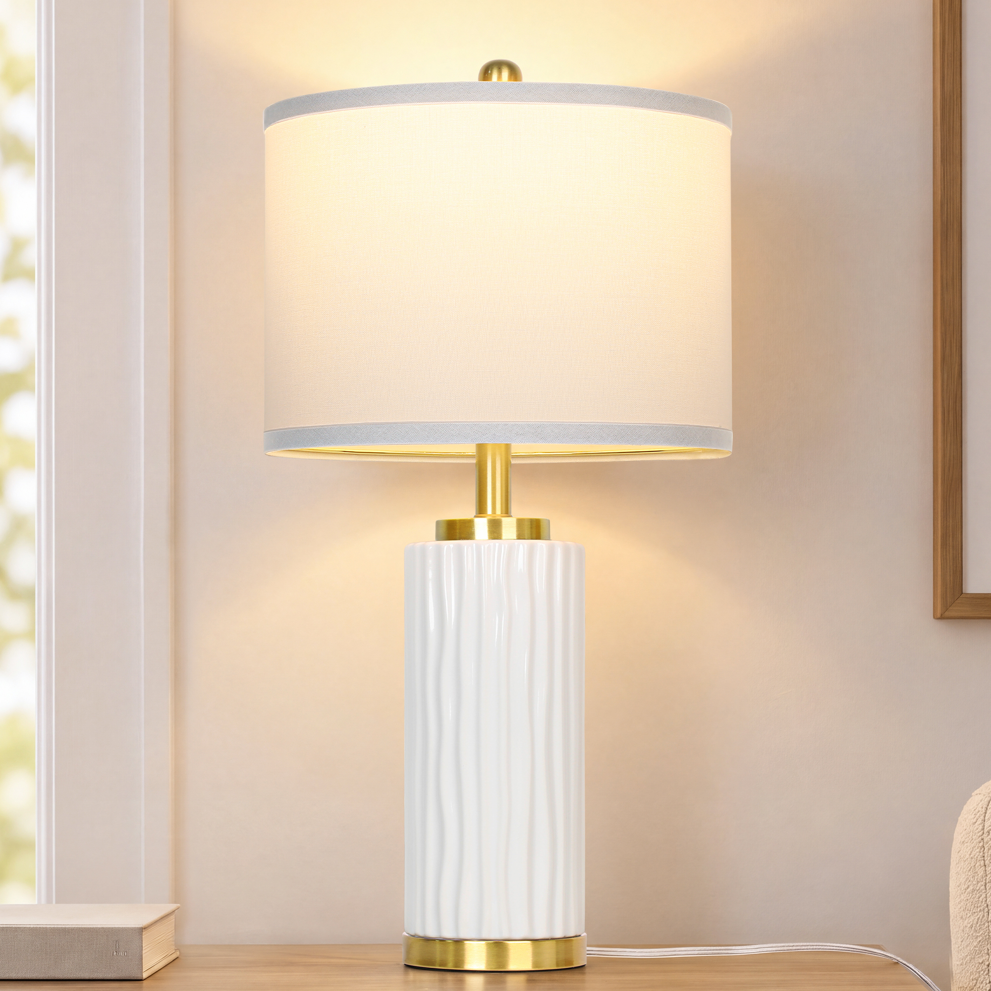 25" Wood-grain ceramic table lamp