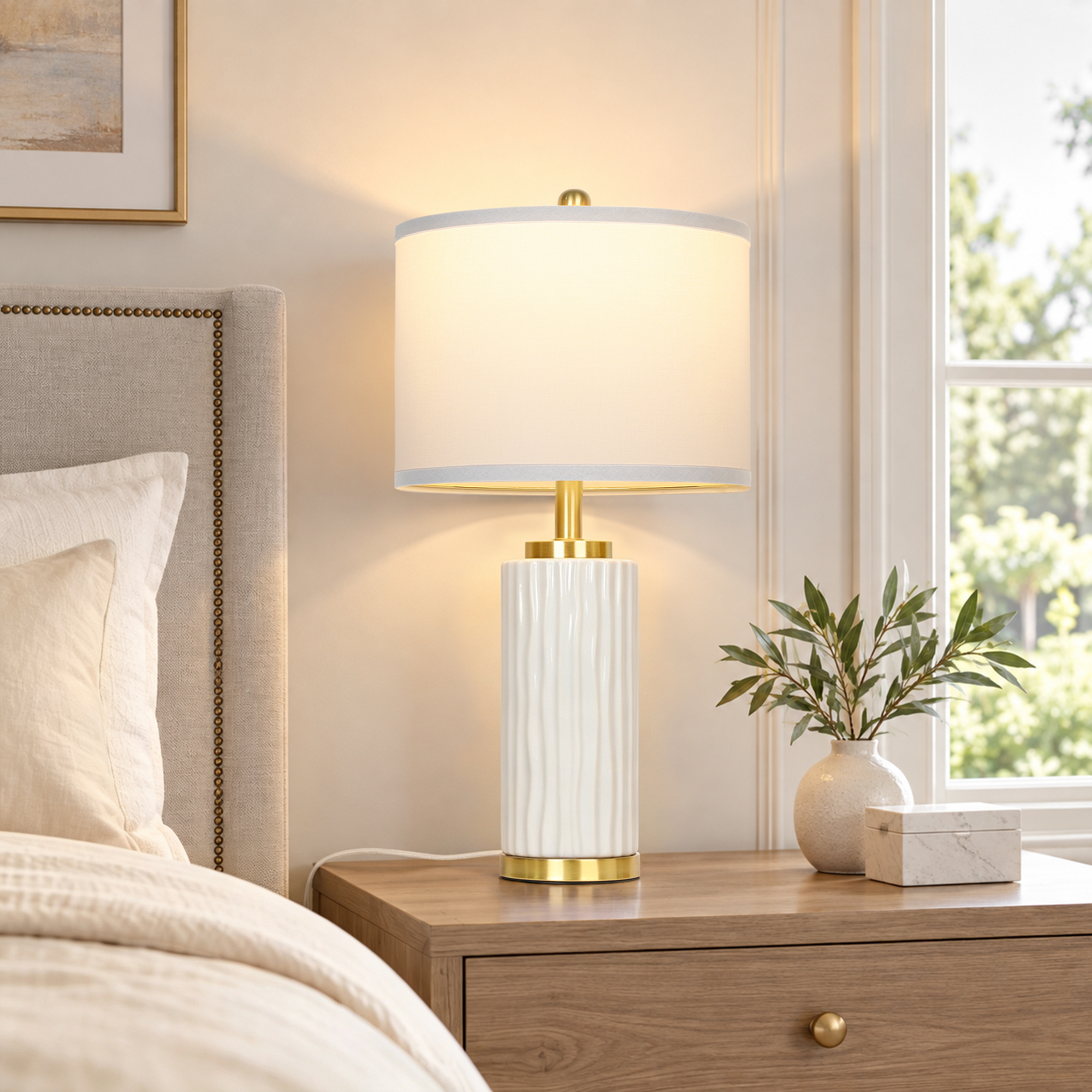 25" Wood-grain ceramic table lamp