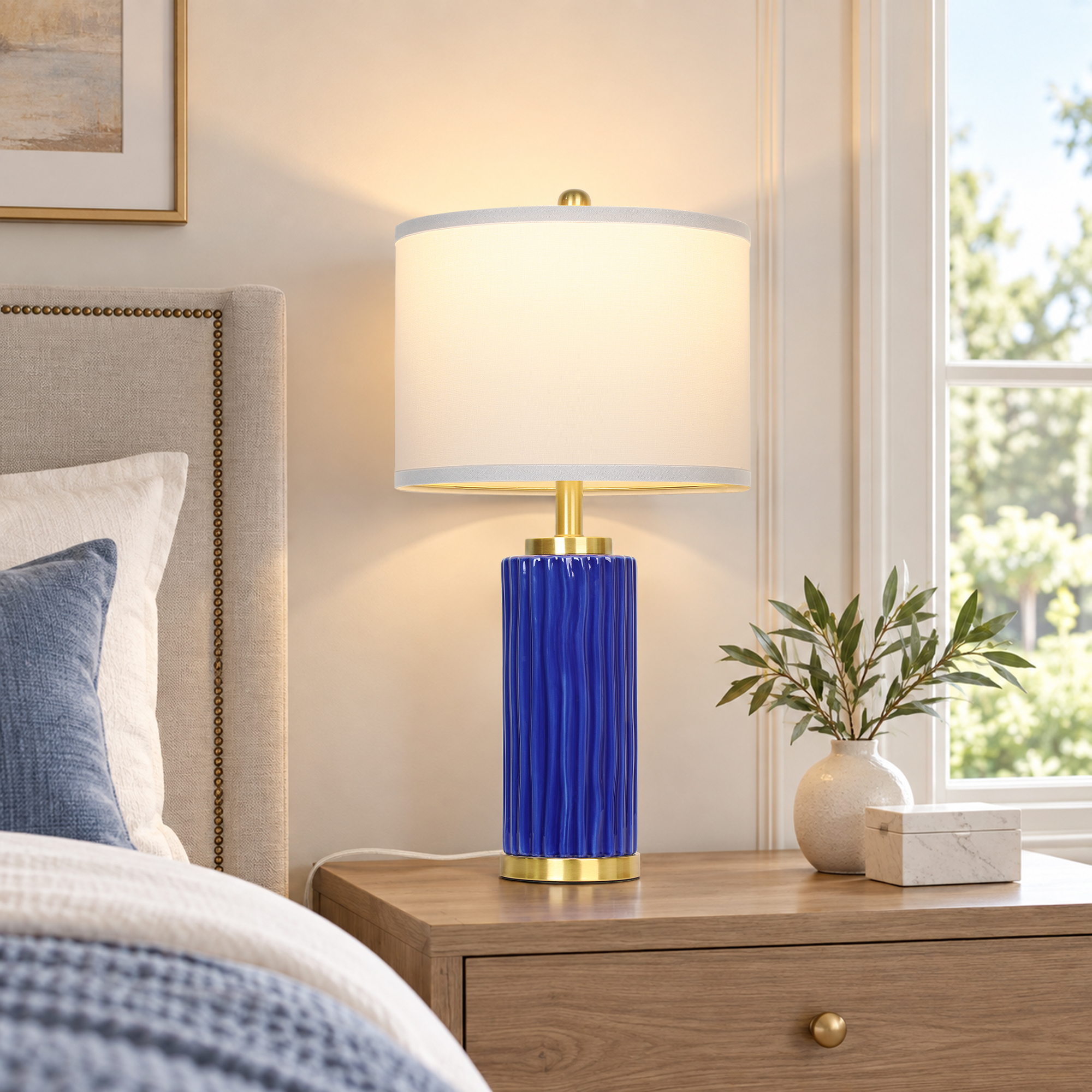 25" Wood-grain ceramic table lamp
