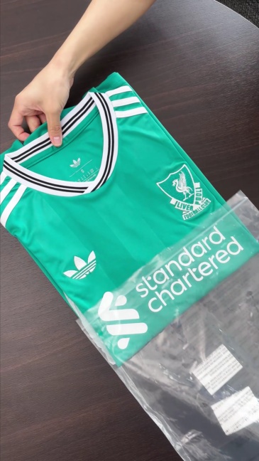 Liverpool Third Away Soccer Jersey 2025/26