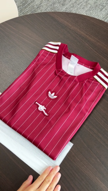 Arsenal Icon Soccer Jersey 2025/26