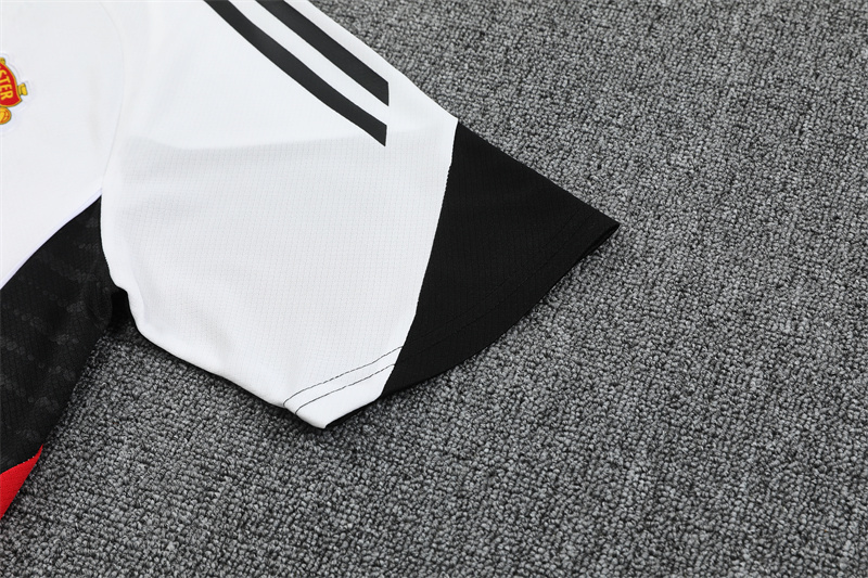 Manchester United Pre-Match Jerseys Kit 2025/26