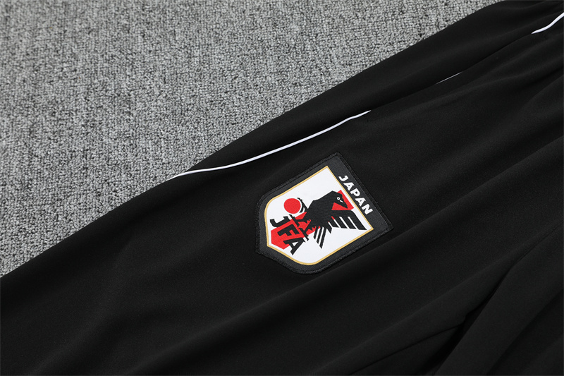 Japan 1/4 Zip Tracksuit 2025/26 Kids Adult