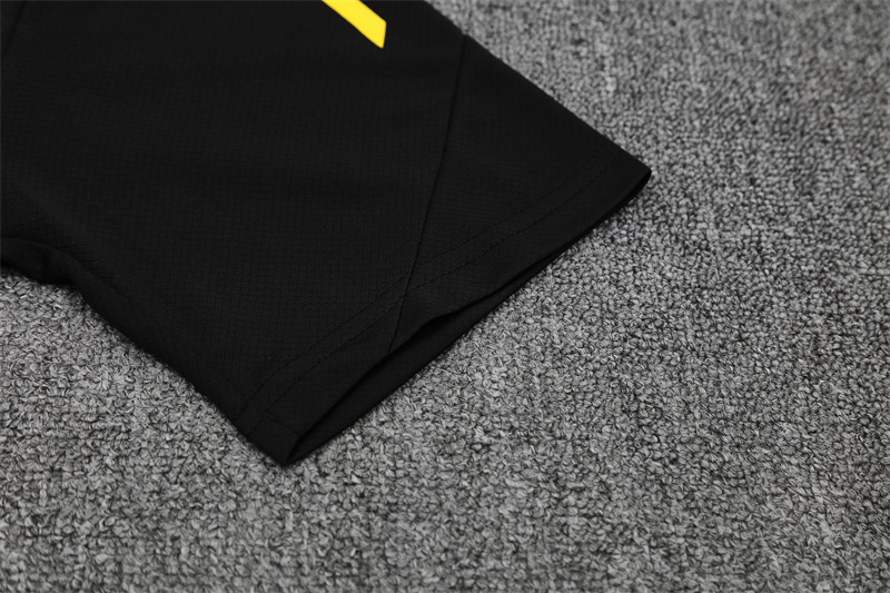 Manchester United Pre-Match Jerseys Kit 2025/26