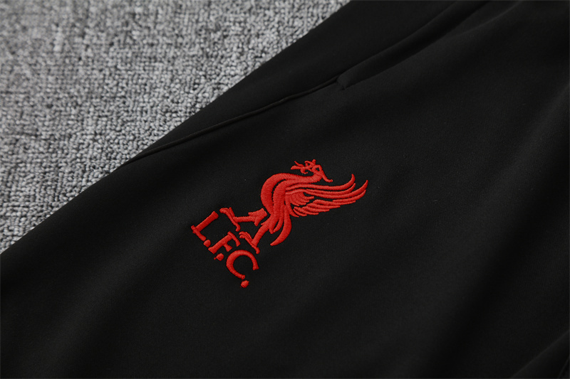 Liverpool 1/4 Zip Tracksuit 2025/26 Kids Adult