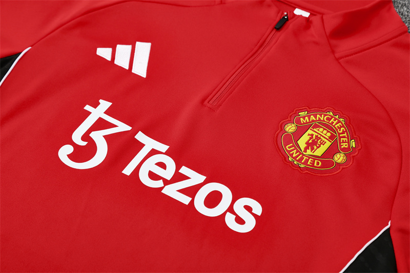 Manchester United 1/4 Zip Tracksuit 2025/26 Kids Adult