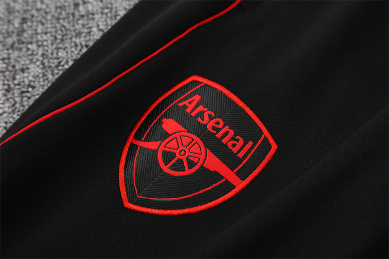 Arsenal 1/4 Zip Tracksuit 2025/26 Kids Adult