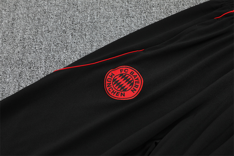 Bayern Munich 1/4 Zip Tracksuit 2025/26 Kids Adult