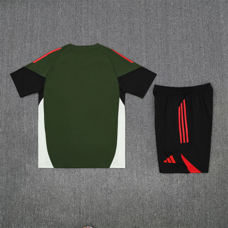 Bayern Munich Pre-Match Jerseys Kit 2025/26