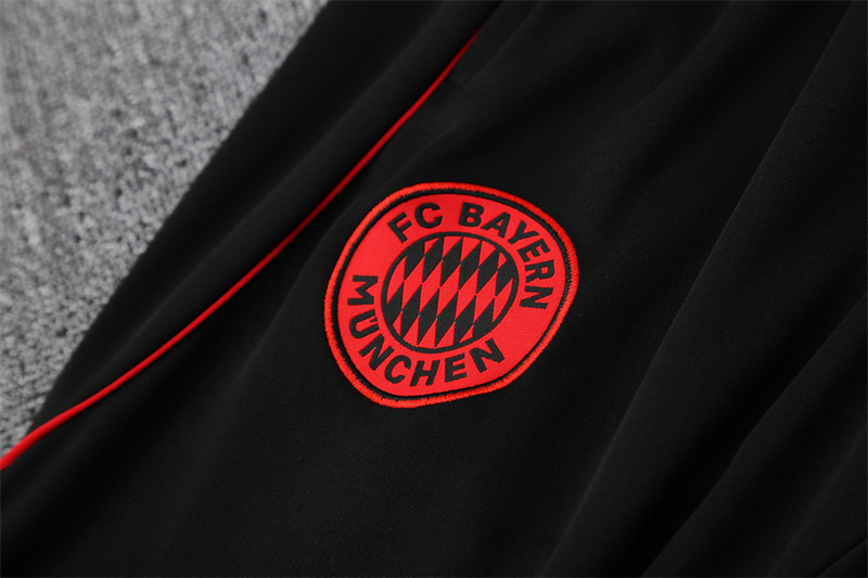 Bayern Munich 1/4 Zip Tracksuit 2025/26 Kids Adult