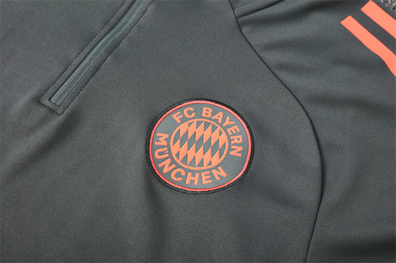 Bayern Munich 1/4 Zip Tracksuit 2025/26 Kids Adult