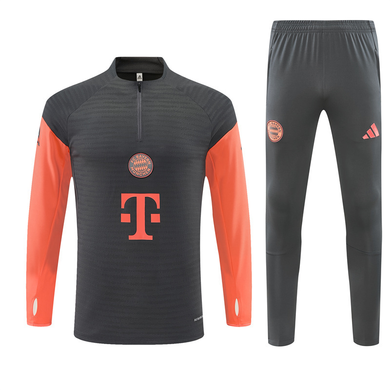 Bayern Munich 1/4 Zip Tracksuit 2025/26 Kids Adult