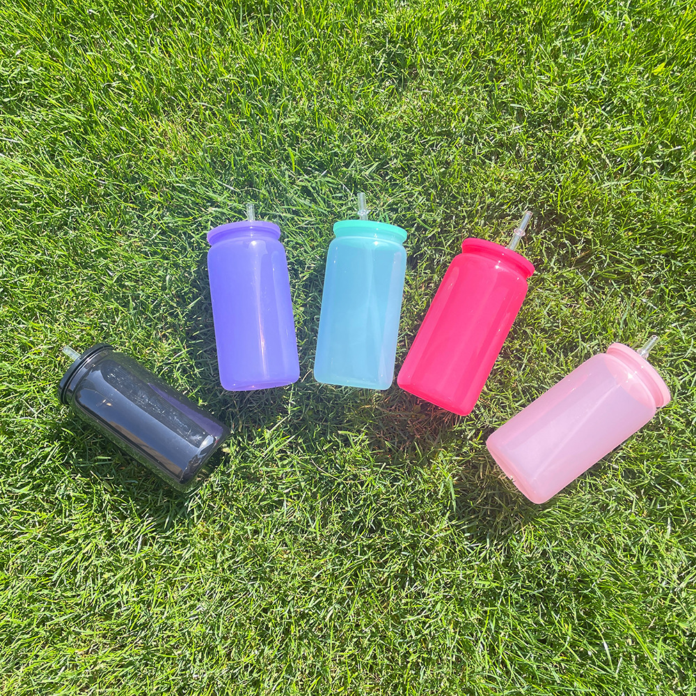 China Warehouse 16oz Coloured Plastic Cans