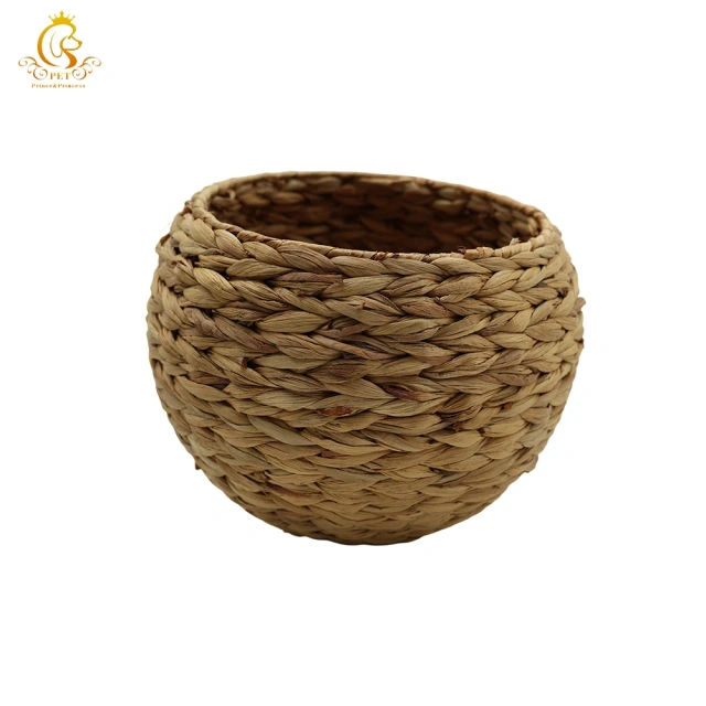 EUR VET Handmade New Item Rattan Basket Hand-woven Egg Shaped Wicker Pet Bed Water Hyacinth Water Fountain for Cats