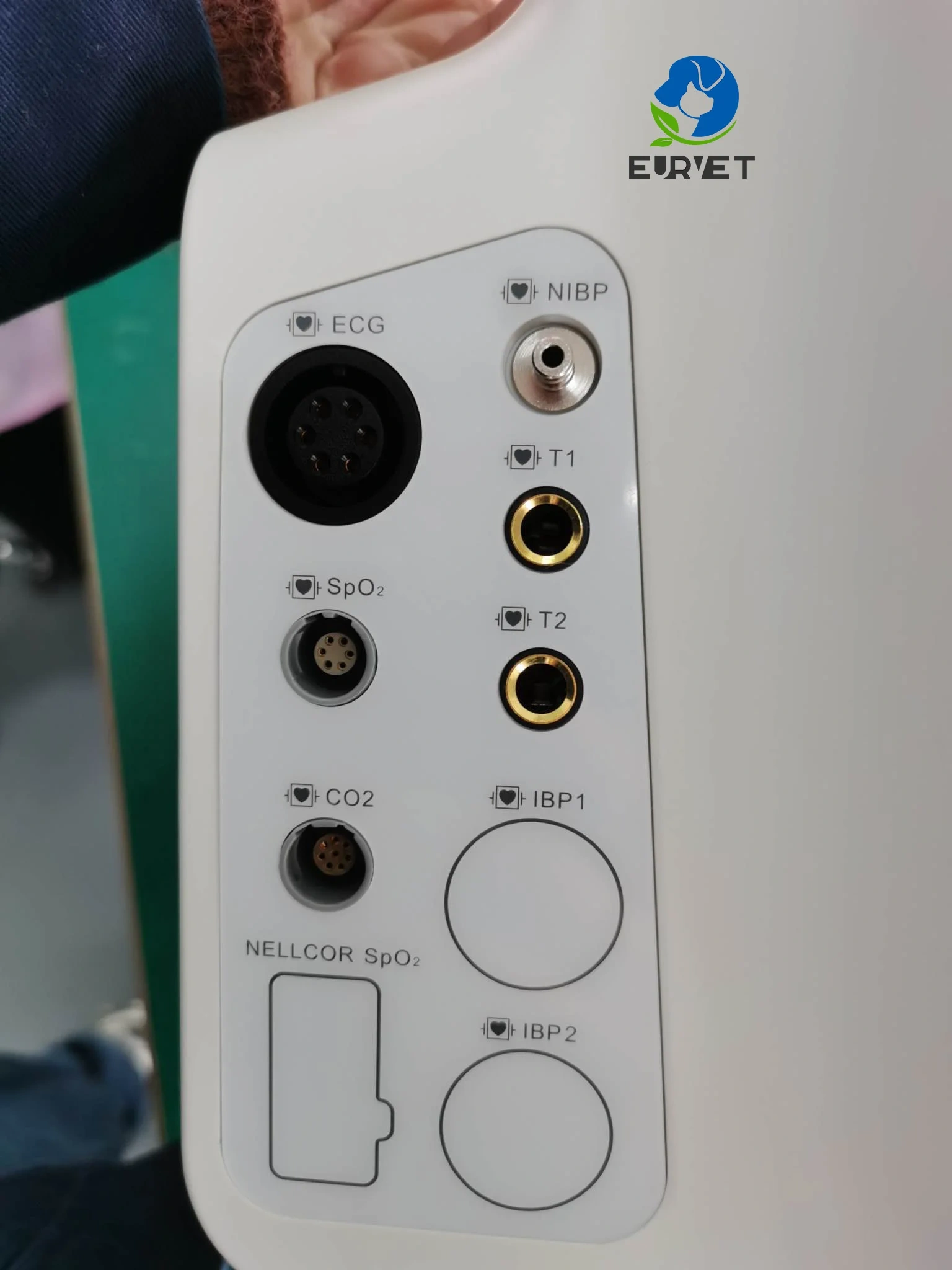EUR VET 高精度でユニークなデザインの獣医用機器 ETCO2 付きポータブルマルチパラメータモニター