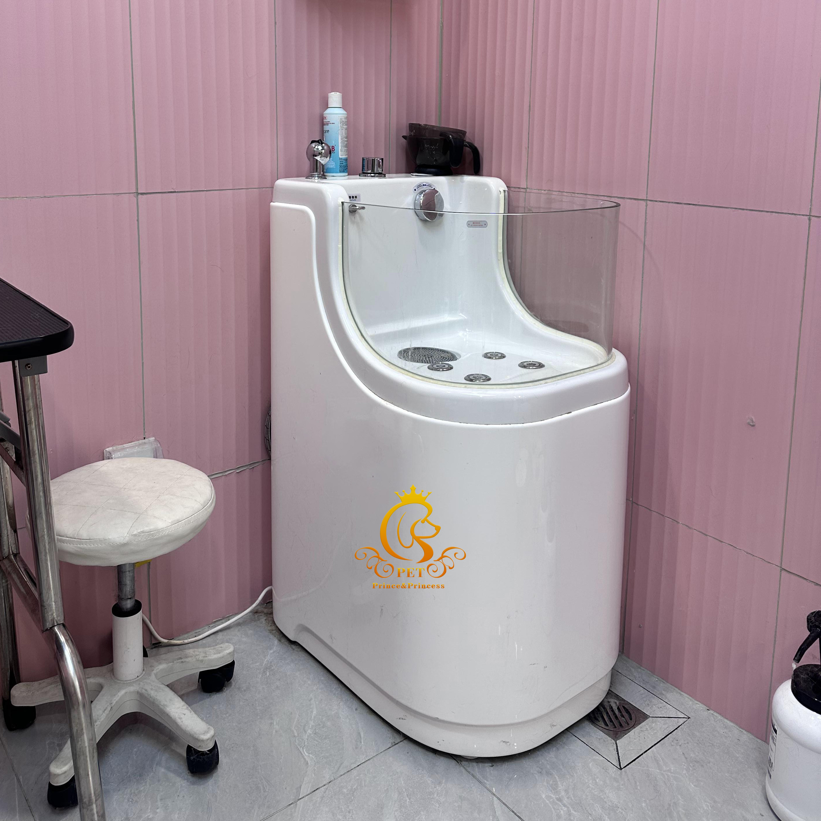 EUR PET Best Seller Pet Spa Bathtub Multifunctional With Surf and Lights Dog Milk Tub for Pet Shower and Grooming