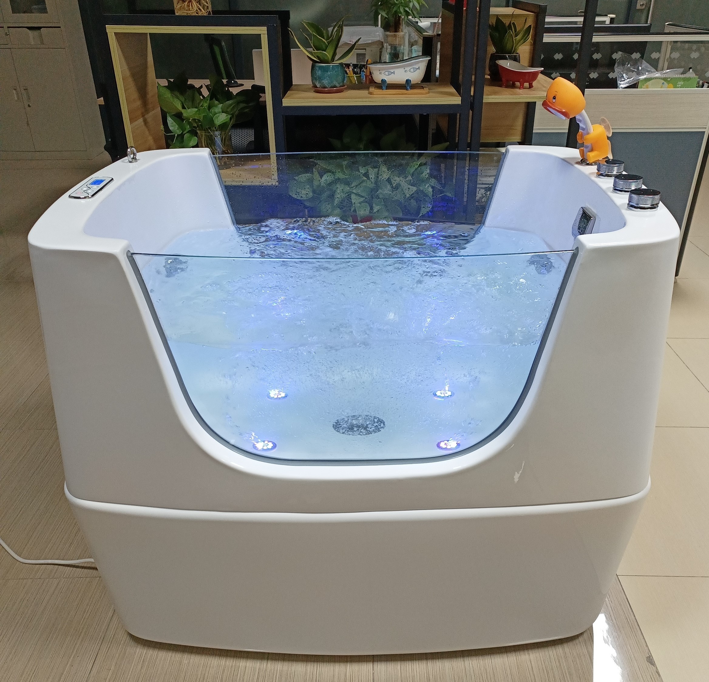 EUR PET New Arrival Dog Grooming Pet Bathtub Pet Spa Led Whirlpool Acrylic Bubbles Freestanding Massage Pet Bathtub